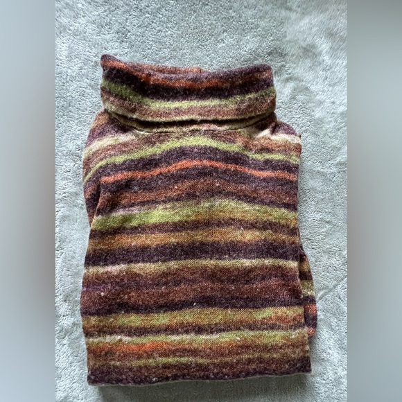 Turtle neck - Picture 2 of 6